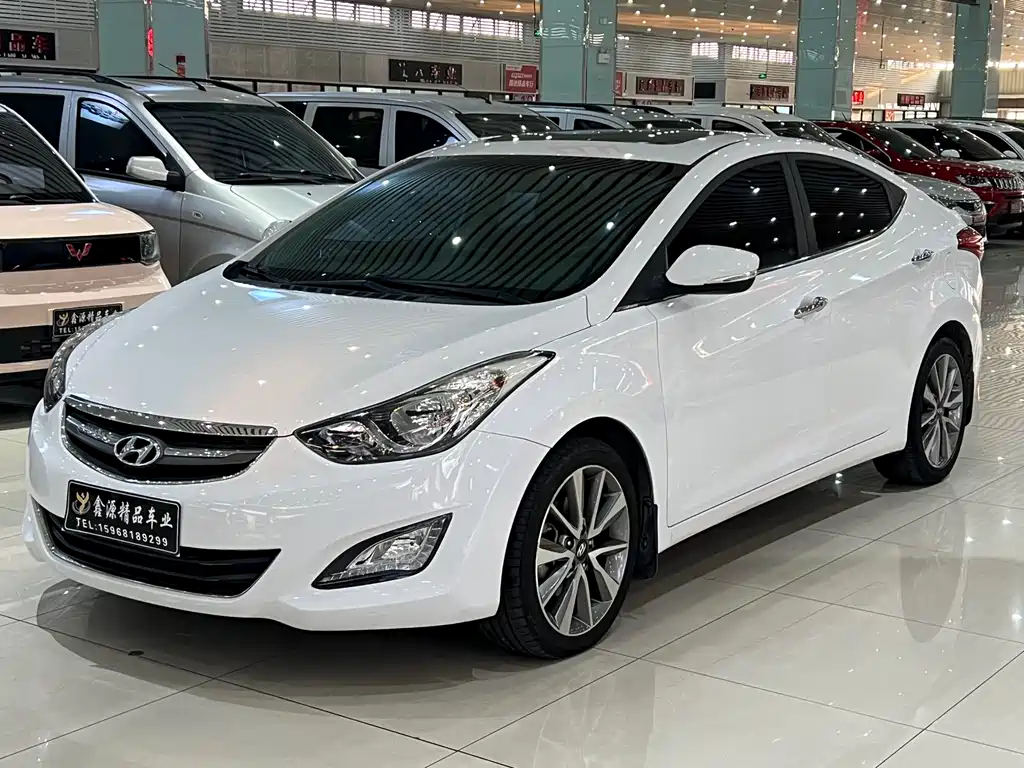 Hyundai Elantra Langdong 2015