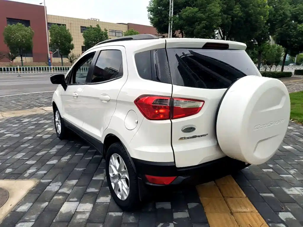 Ford Ecosport — миниатюра 5
