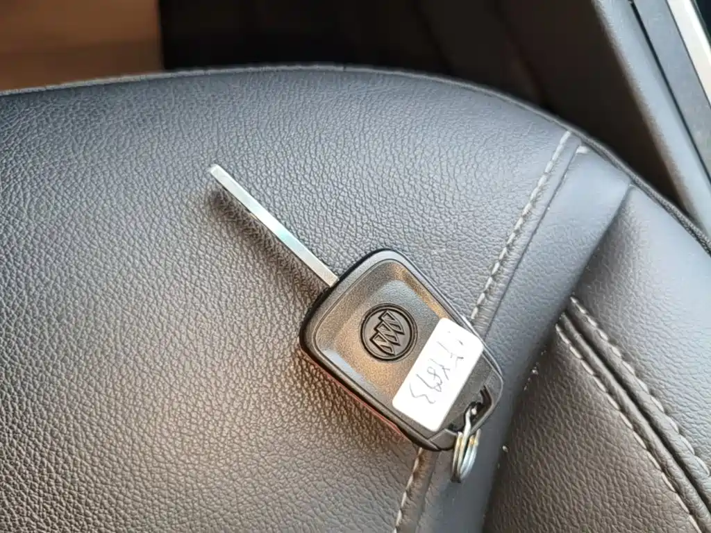 Buick Excelle — миниатюра 9