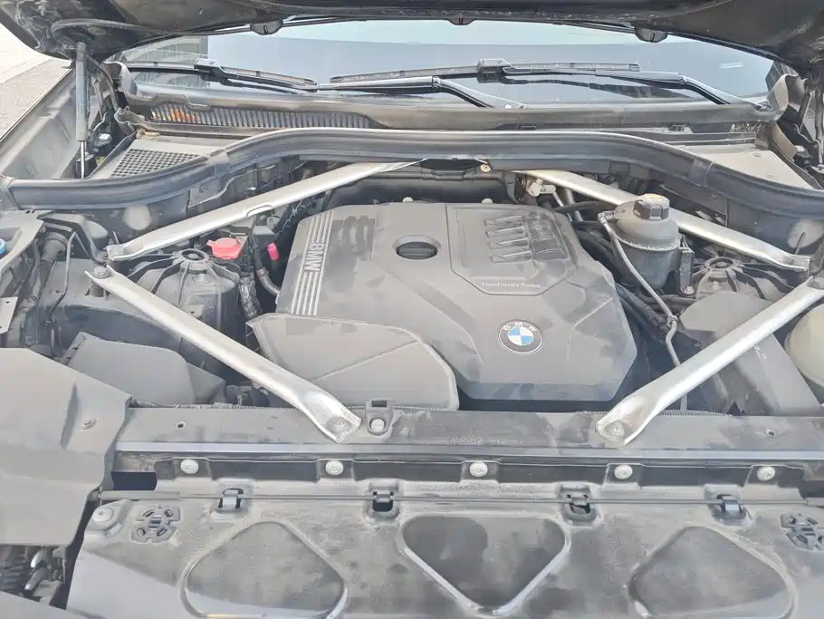 BMW X5 — миниатюра 10