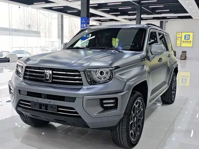 TANK TANK 700 NEW ENERGY 2025