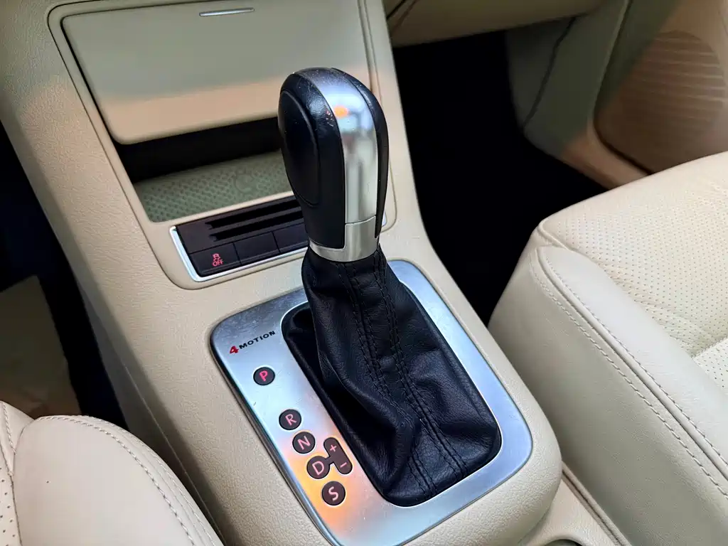 Volkswagen Tiguan — миниатюра 12