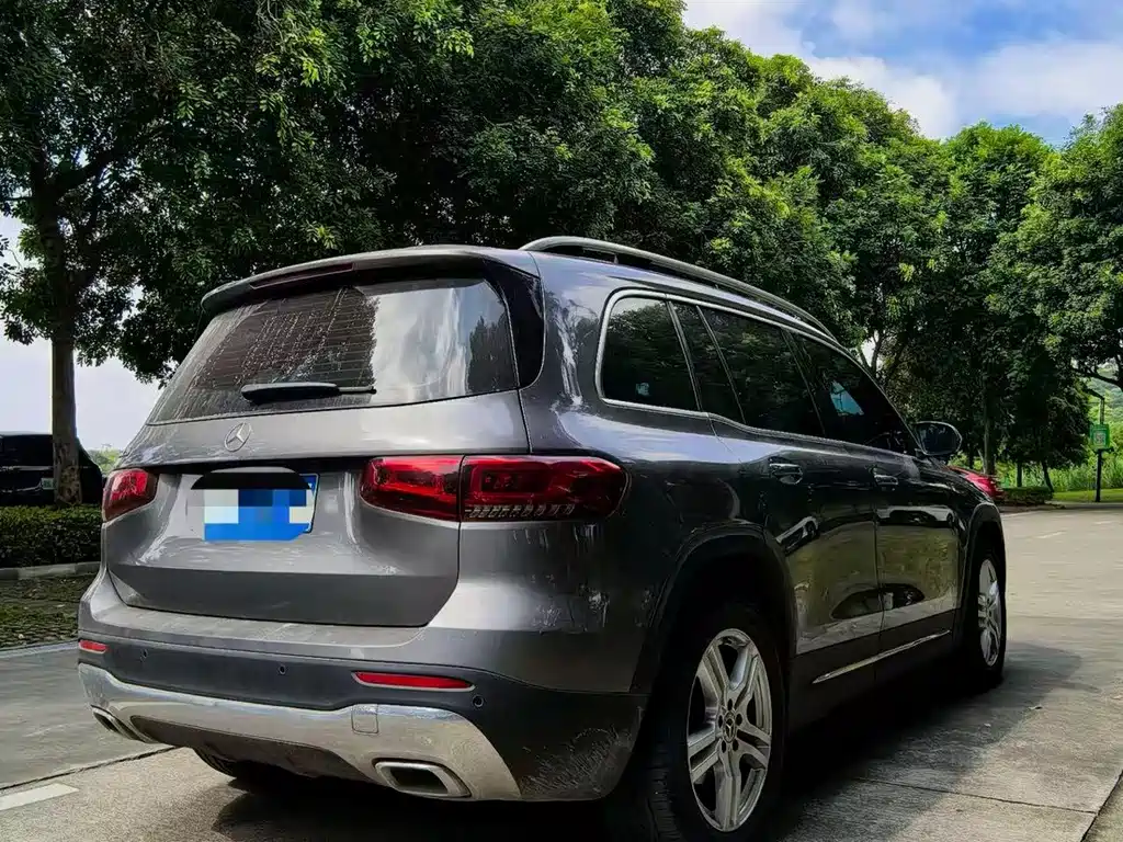 Mercedes-Benz GLB — миниатюра 11