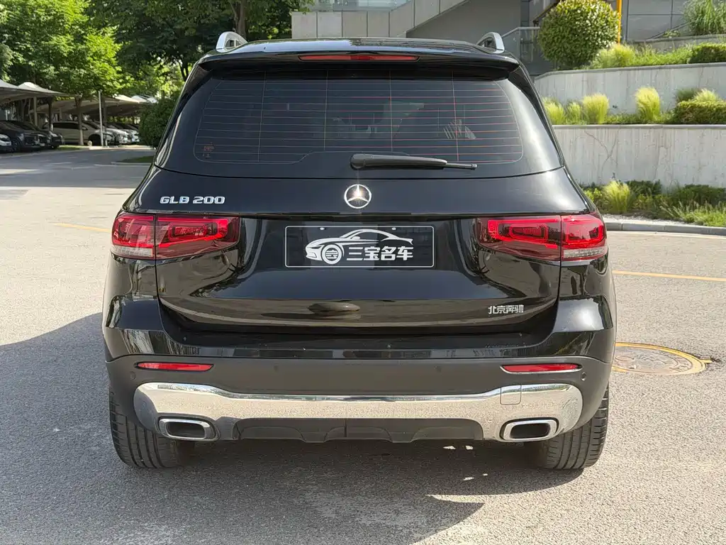 Mercedes-Benz GLB — миниатюра 6