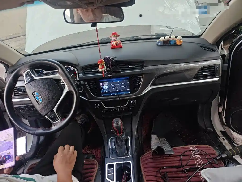 Geely Emgrand — миниатюра 10