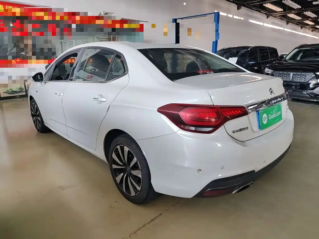 Citroen C4L — миниатюра 5