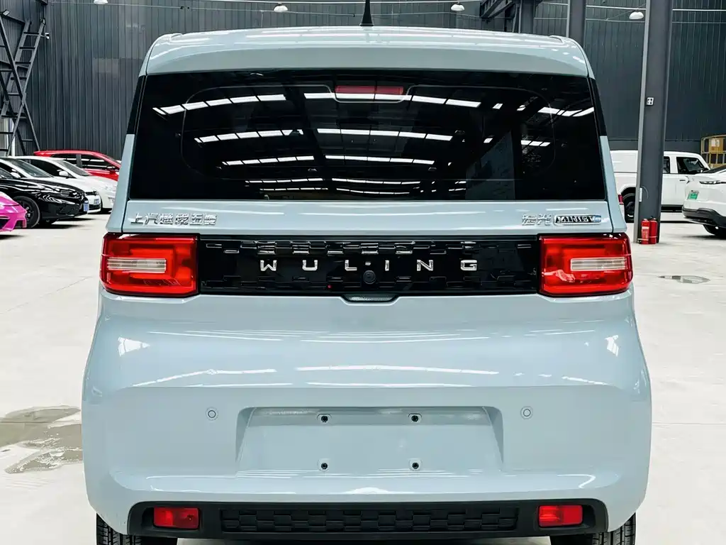Wuling MINIEV — миниатюра 5