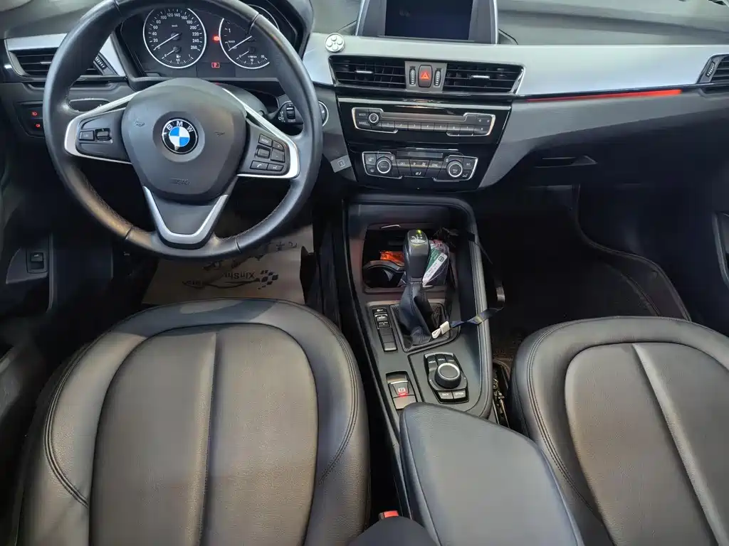 BMW X1 — миниатюра 10