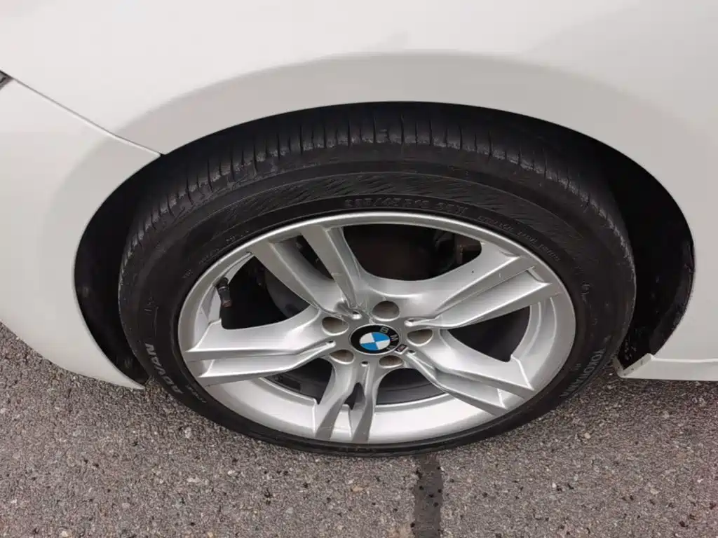 BMW 3 Series — миниатюра 23