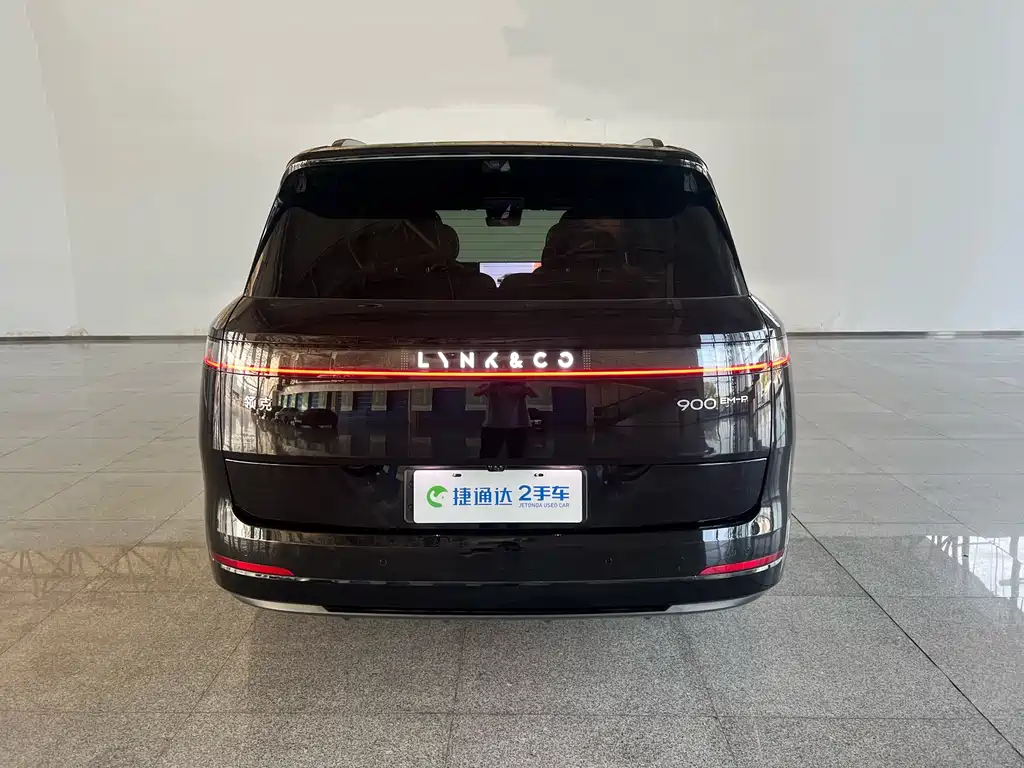 Lynk & Co 900 2025 2.0T Ultra 6 мест