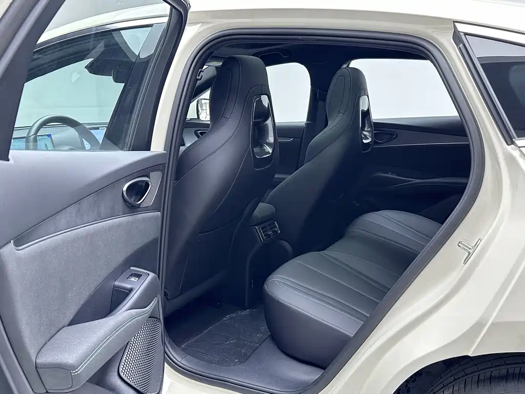 BYD SEAL 06 NEW ENERGY