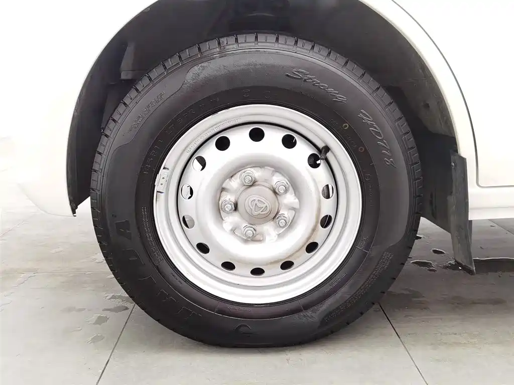 CHANGAN CROSS STAR V7 EV