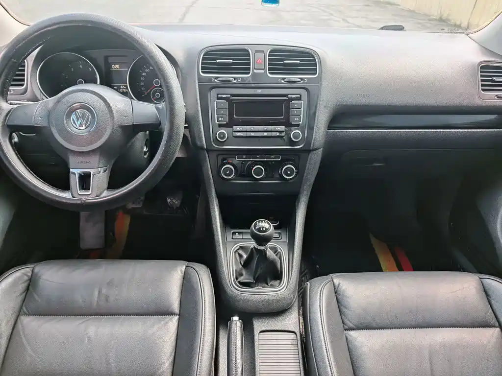 Volkswagen Golf — миниатюра 5