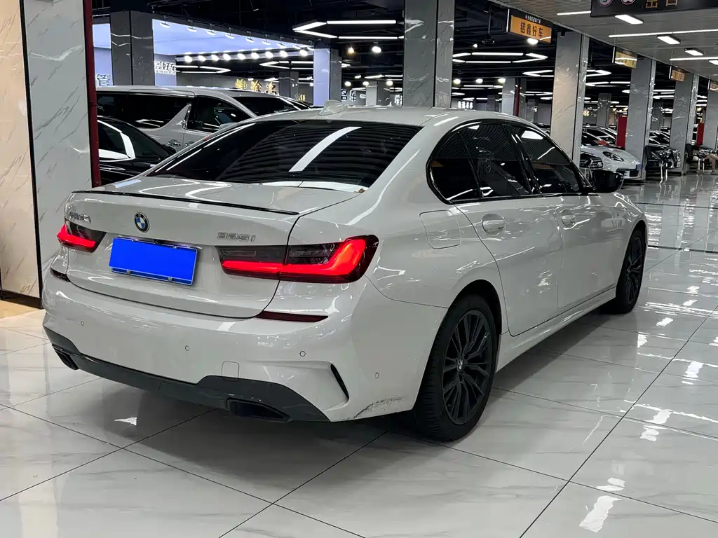 BMW 3 Series 3 2022 325i M Sport