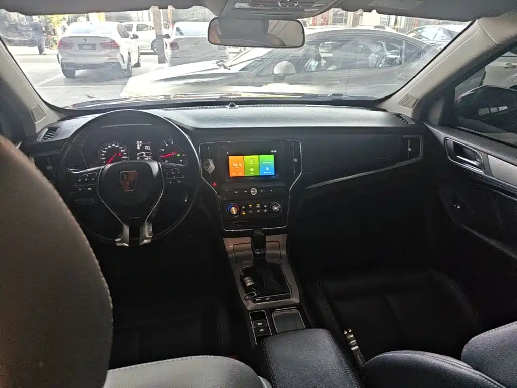 Roewe RX5 — миниатюра 10
