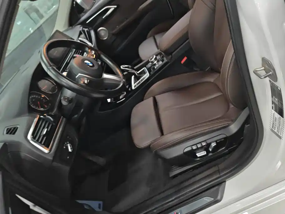 BMW 1 Series — миниатюра 9