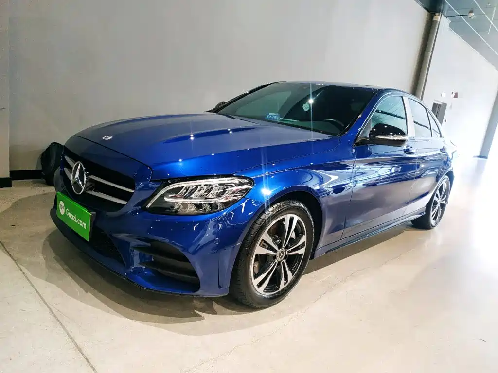 Mercedes-Benz C-Class — миниатюра 2