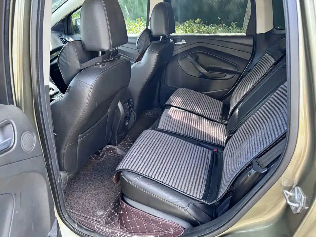 Ford Kuga — миниатюра 5