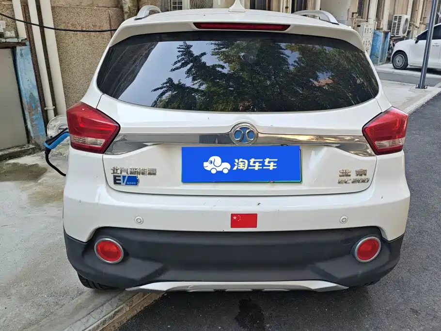 BAIC New Energy EC — миниатюра 4