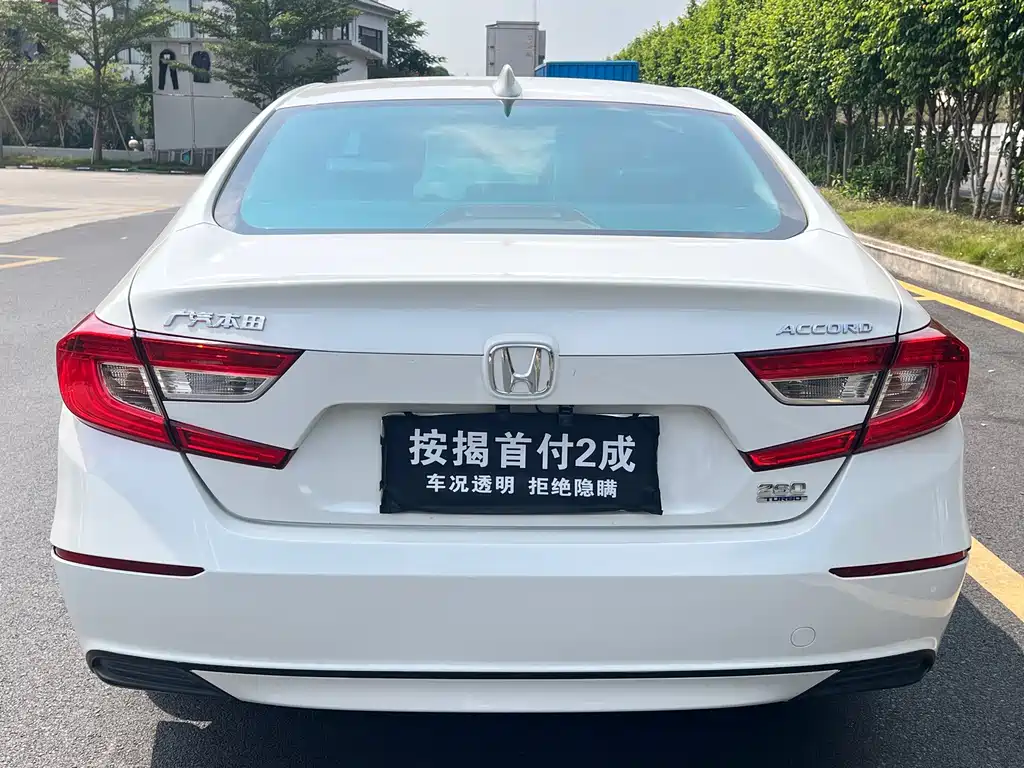 Honda Accord — миниатюра 6