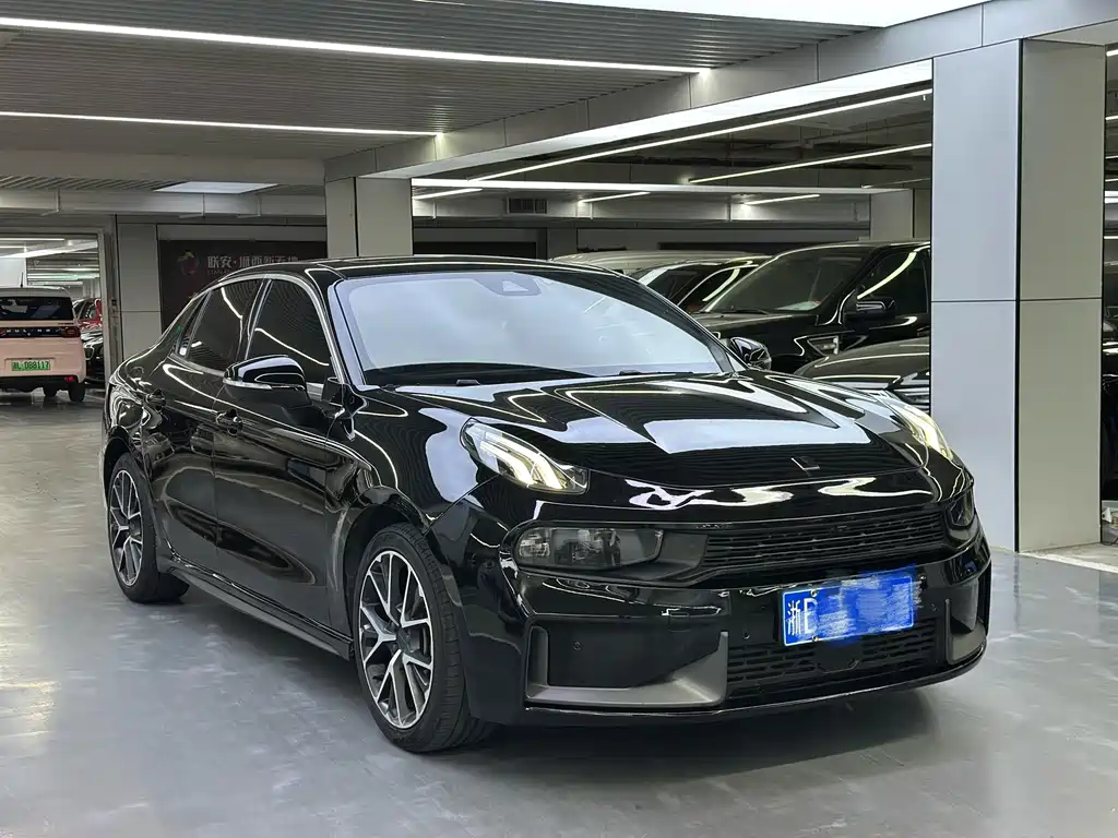 Lynk & Co 03 — миниатюра 3