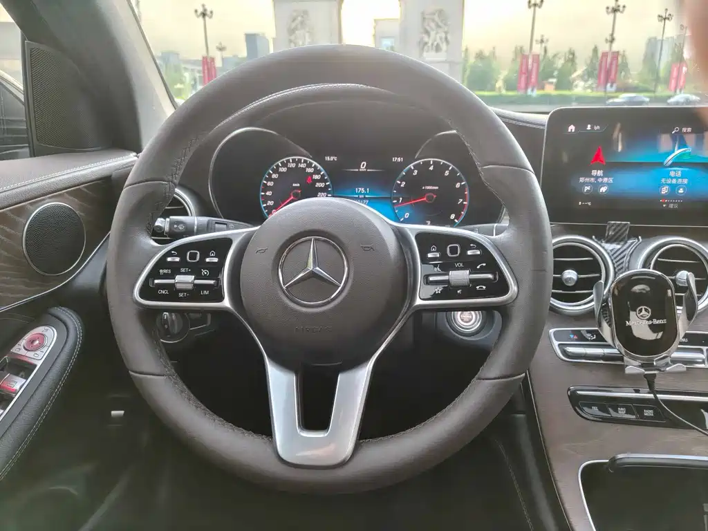 Mercedes-Benz GLC 2020 GLC 260 L 4MATIC Luxury