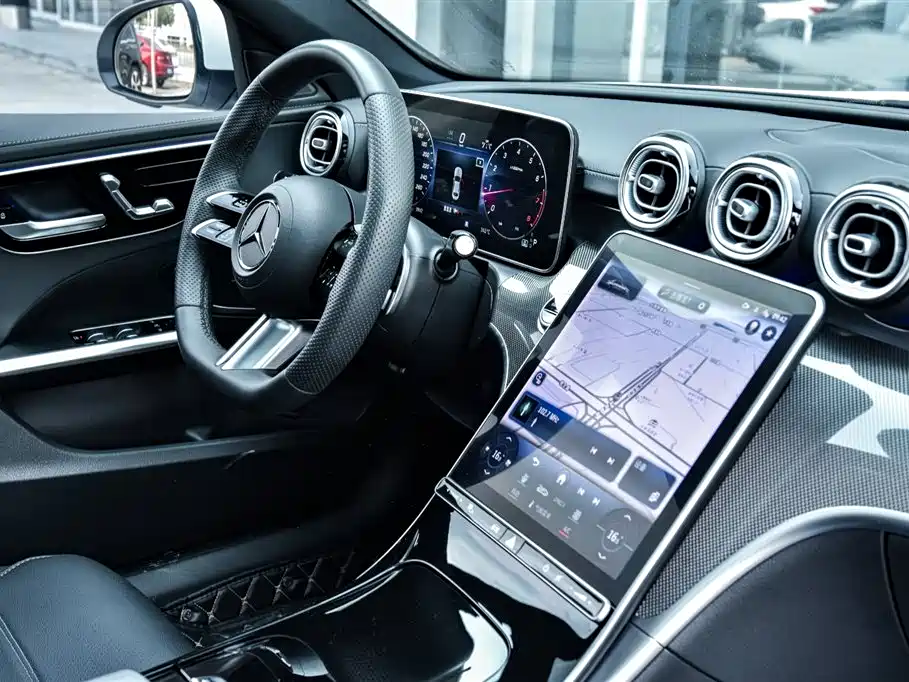 Mercedes-Benz C-Class — миниатюра 15