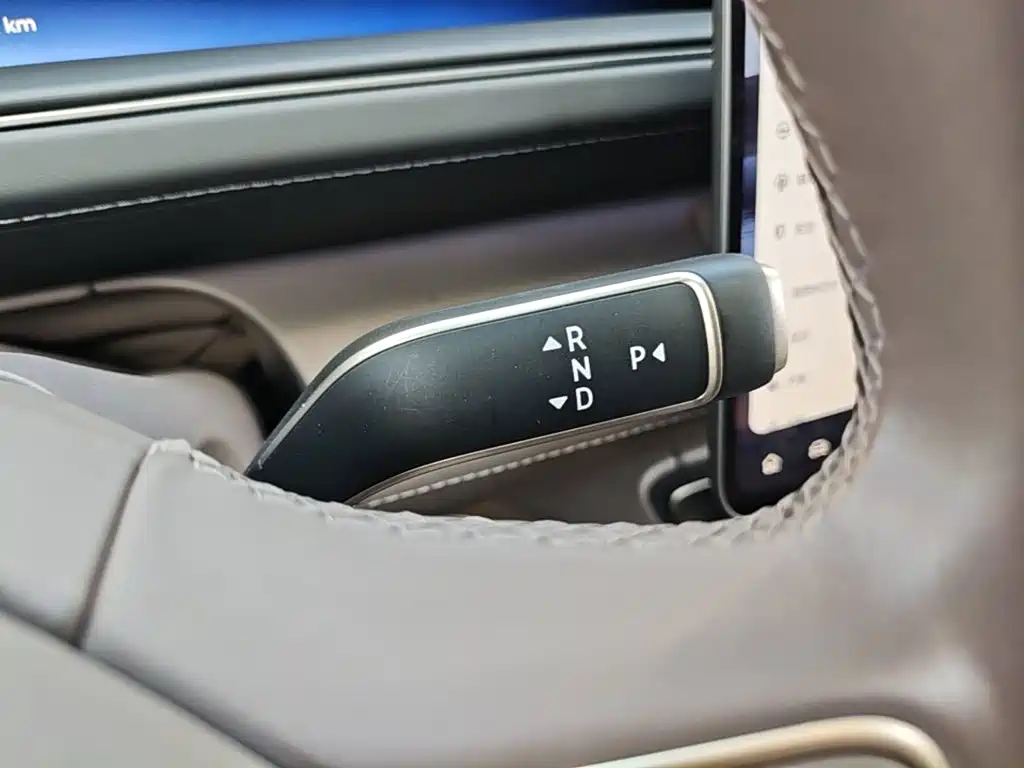 NIO ES8 — миниатюра 14