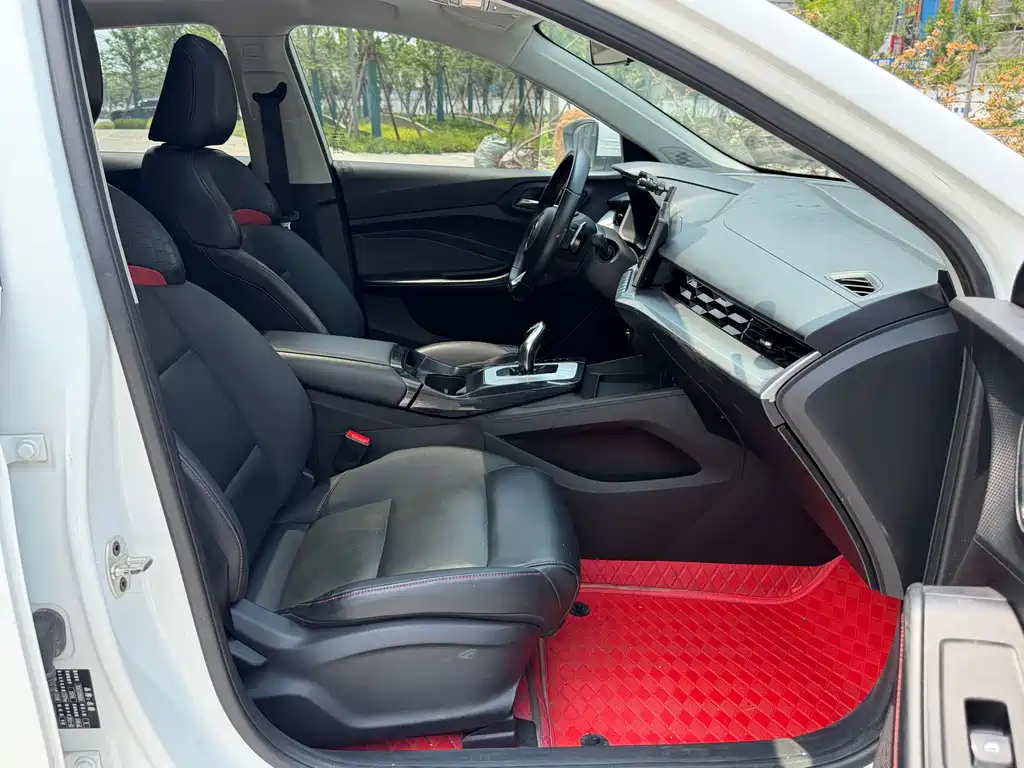 MG MG5 — миниатюра 6