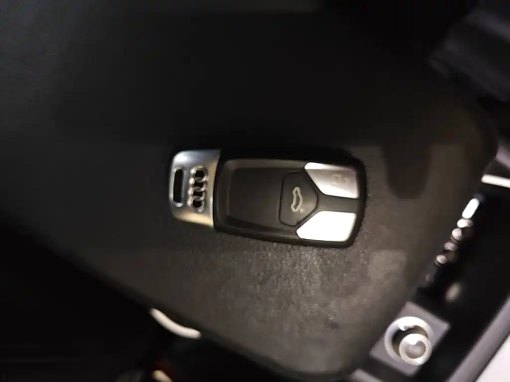 Audi A4L — миниатюра 9
