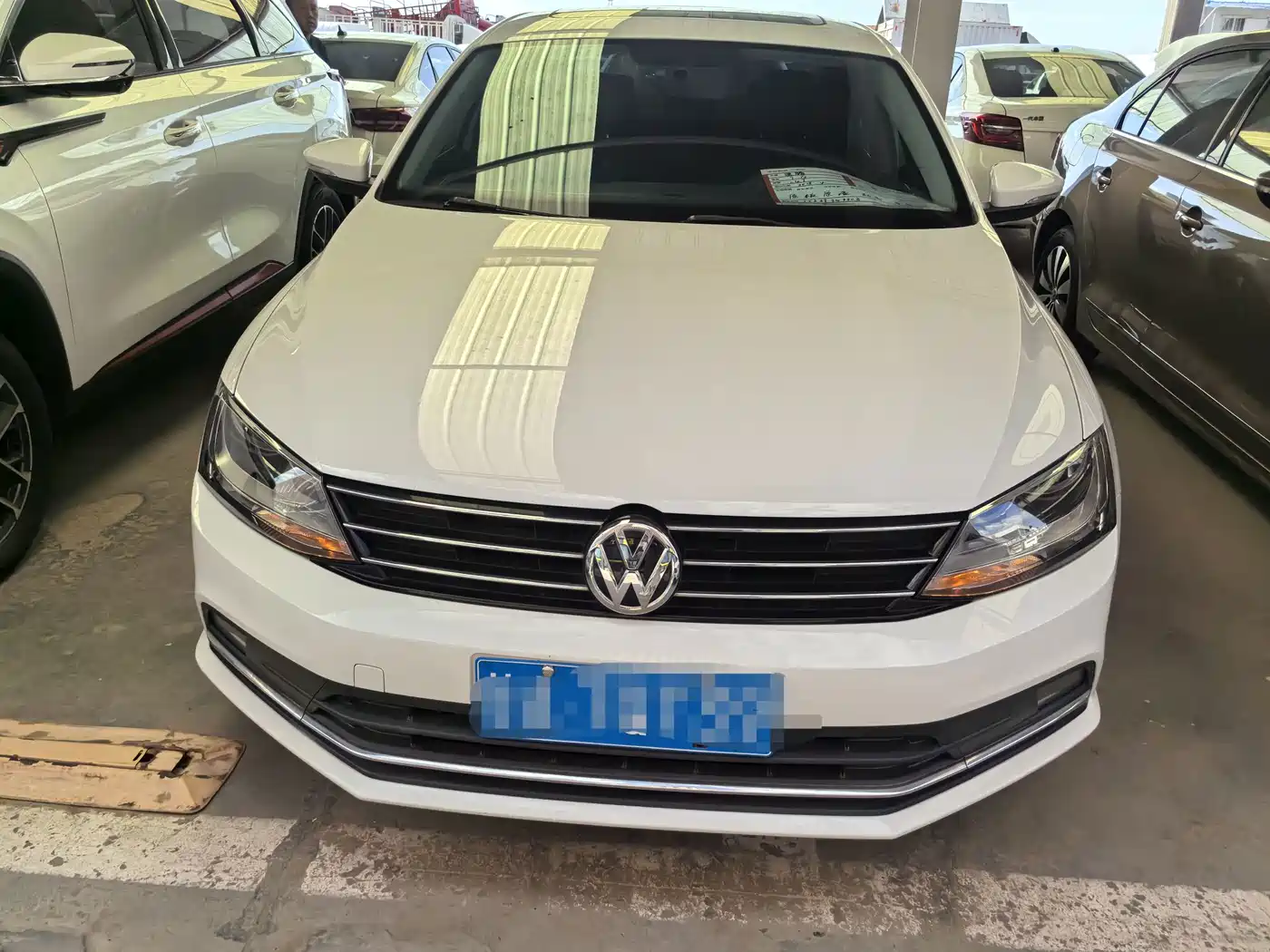 Volkswagen Sagitar