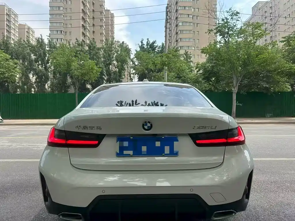BMW 3 Series — миниатюра 8