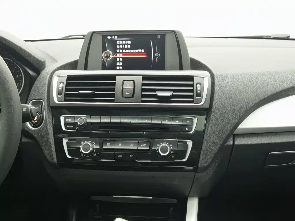 BMW 1 Series (Import) — миниатюра 12