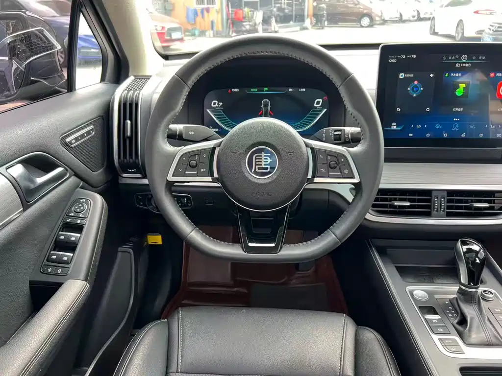 BYD Tang — миниатюра 10