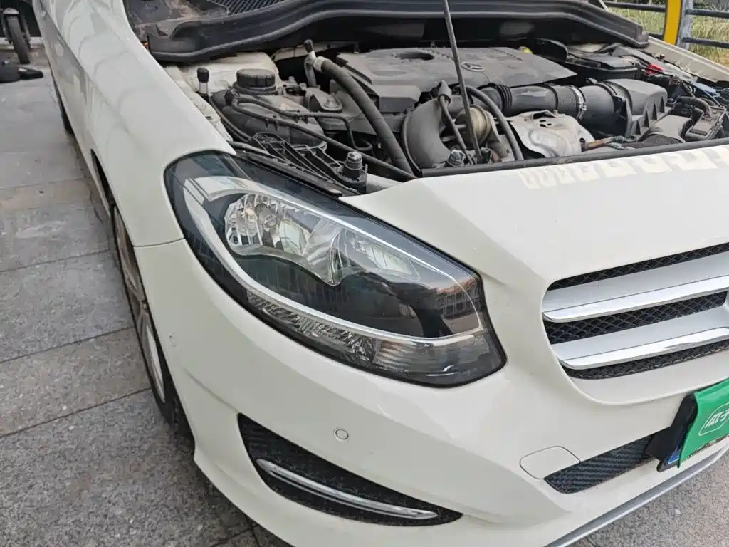 Mercedes-Benz B-Class — миниатюра 7