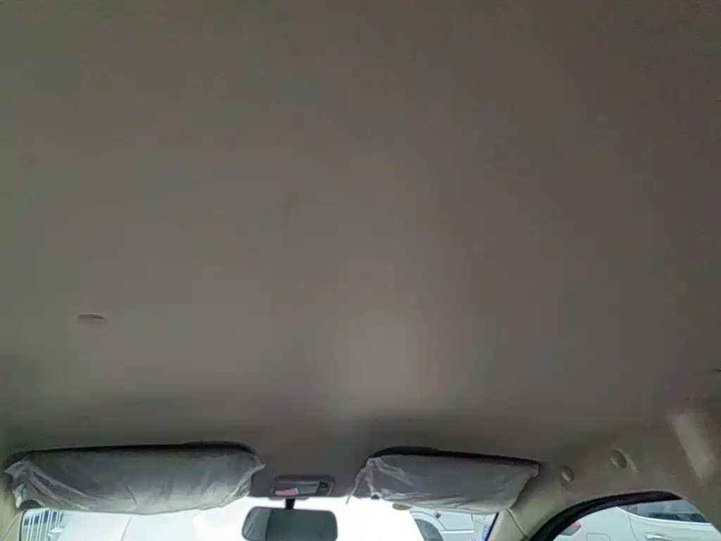 Wuling Hongguang V — миниатюра 18