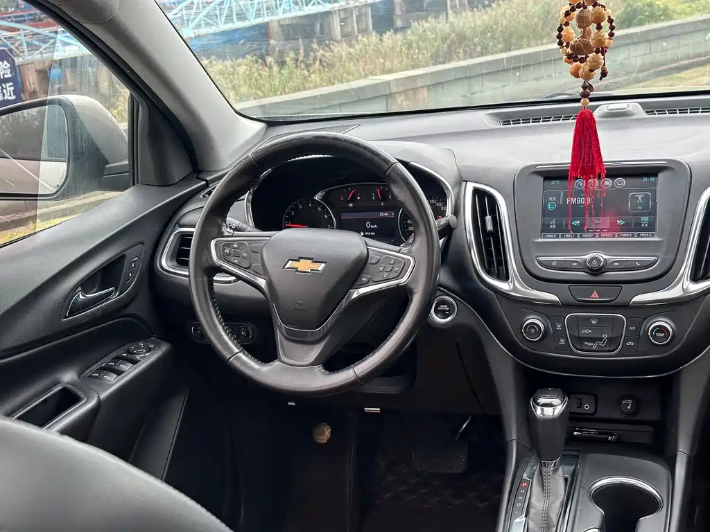 Chevrolet Equinox — миниатюра 8