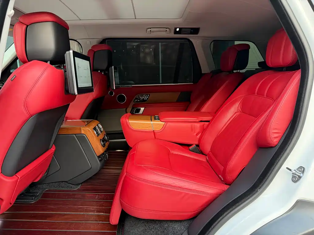Land Rover Range Rover — миниатюра 6