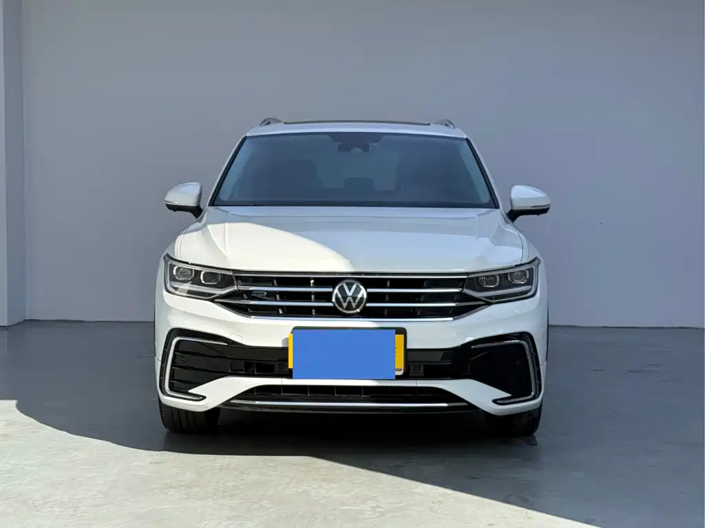 Volkswagen Tiguan L L 2024 330TSI AT R-Line