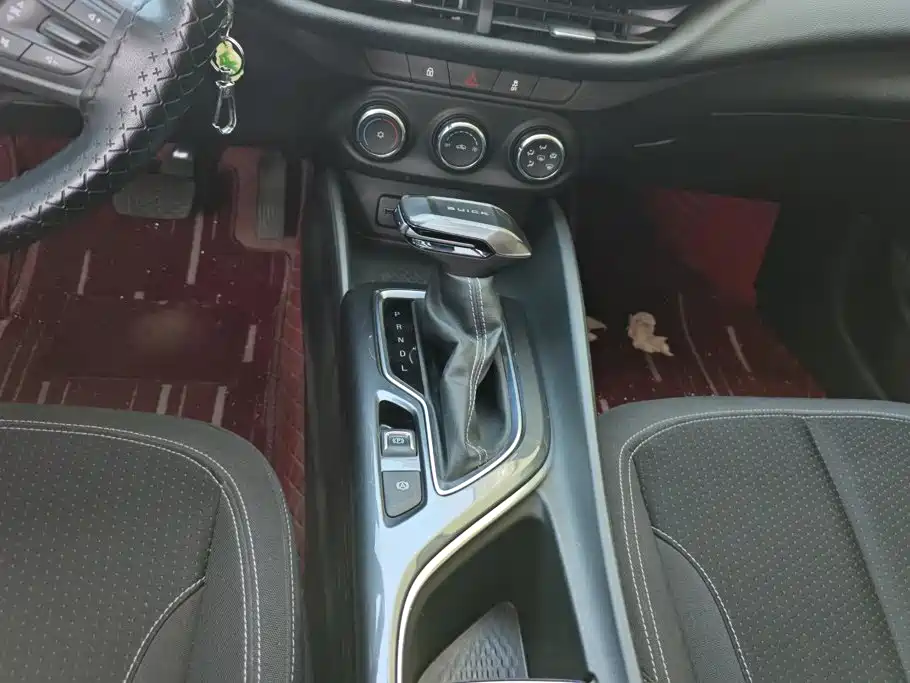 Buick Verano — миниатюра 16