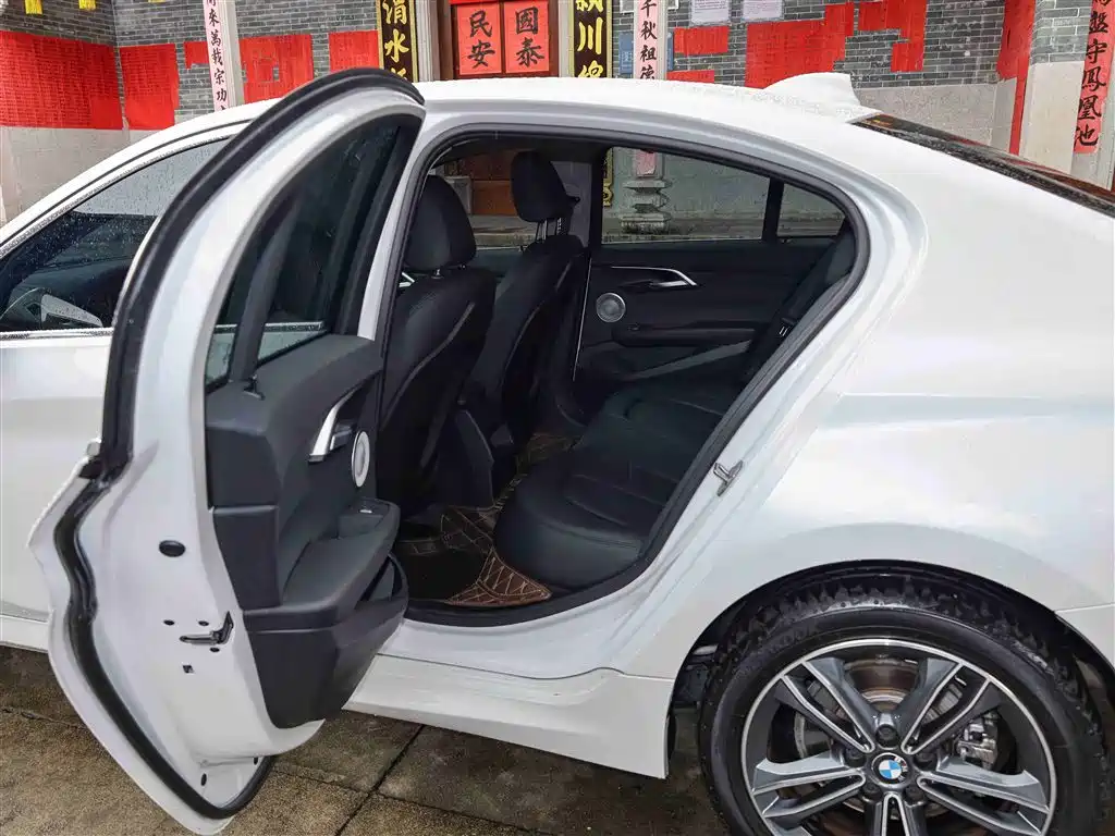 BMW 1 Series 1 2022 120i M Sport