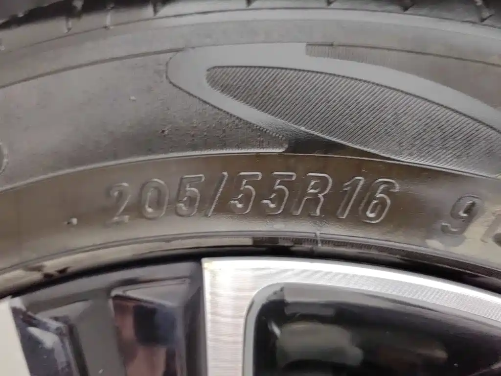 Roewe i5 — миниатюра 24