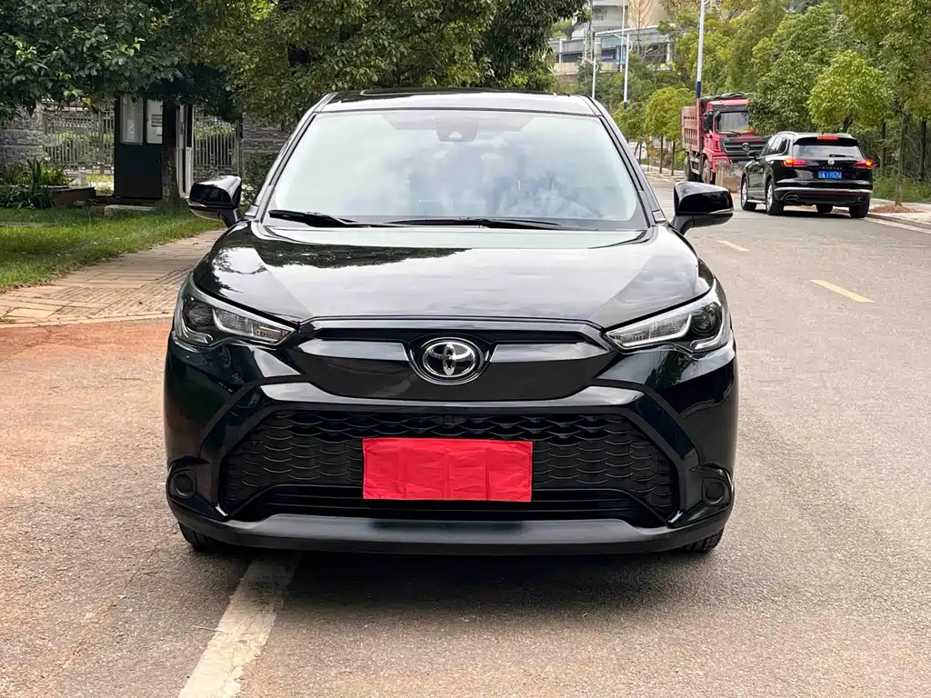 Toyota Frontlander — миниатюра 2