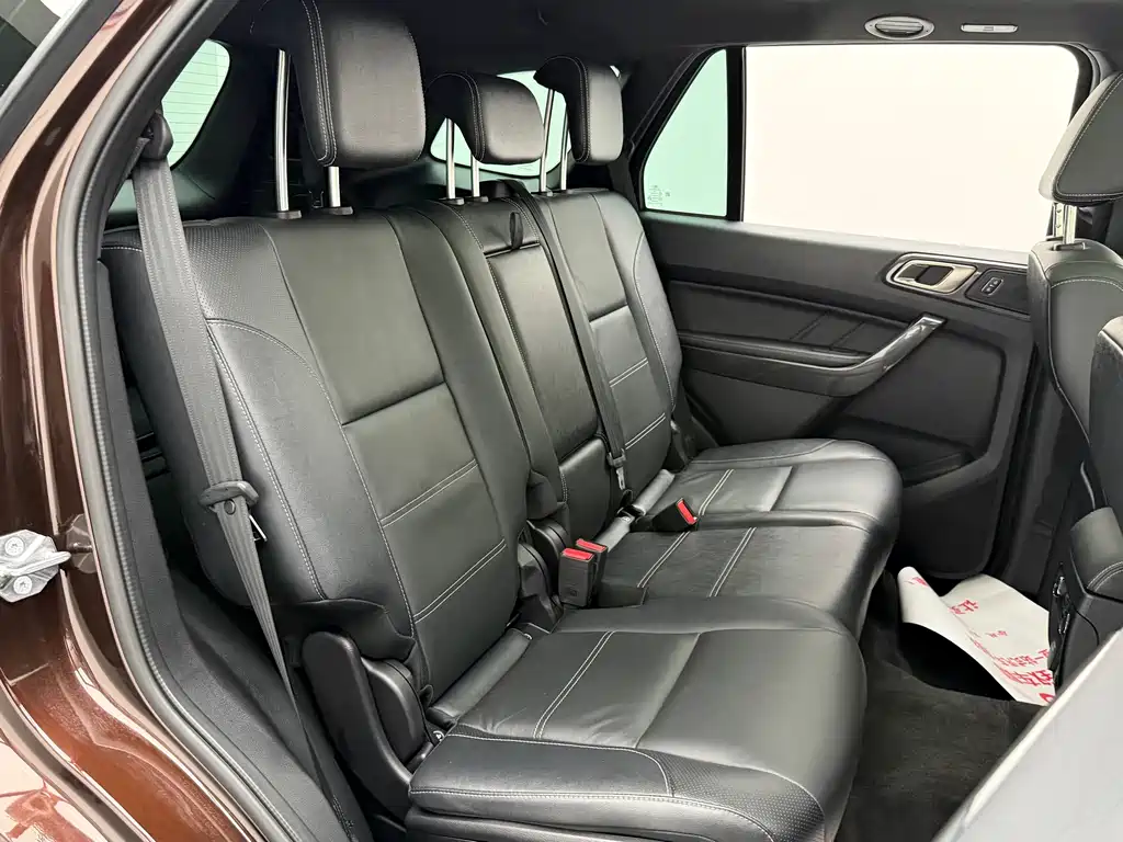 Ford Everest — миниатюра 24
