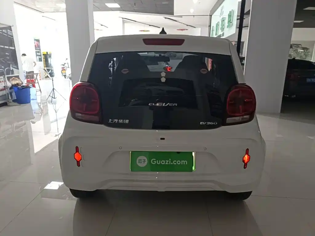 Roewe Clever — миниатюра 6