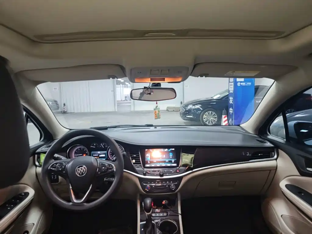 Buick Verano — миниатюра 18