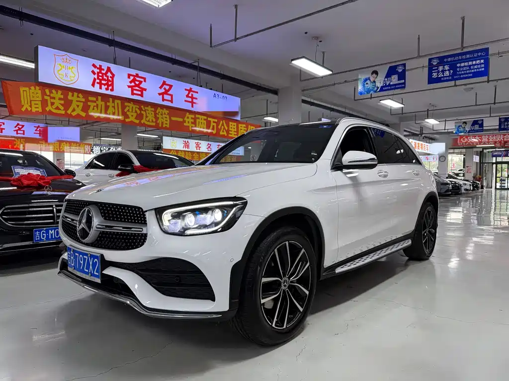 MERCEDES-BENZ GLC