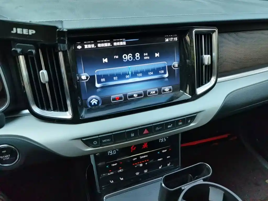 Hongqi Hongqi HS7 — миниатюра 20