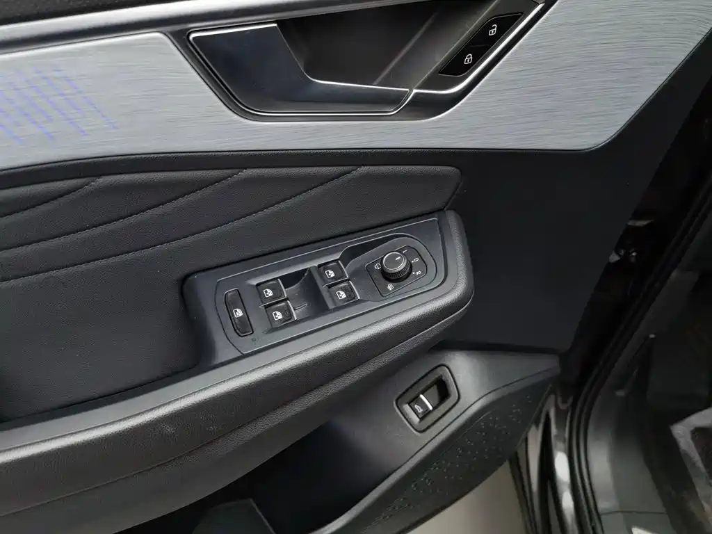 Volkswagen Talagon — миниатюра 9