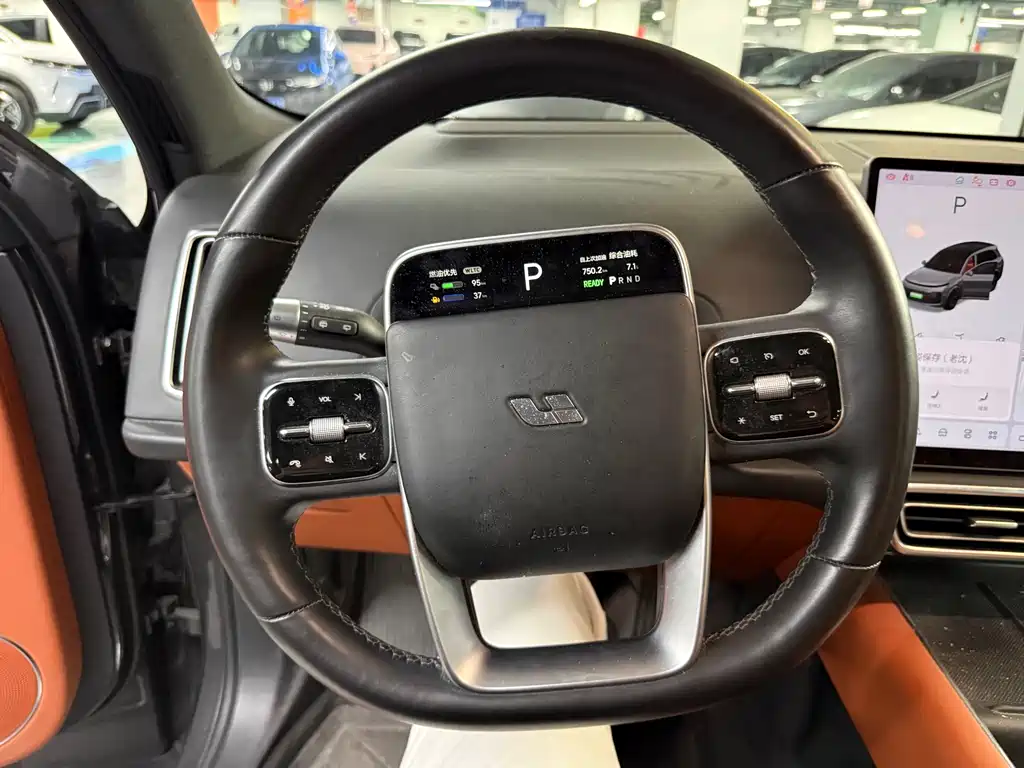 Li Auto Li L8 — миниатюра 4